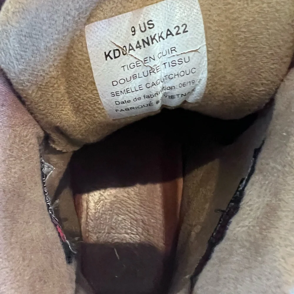 Kodiak 3M Thinsulate Water Proof Water Resistant Salt Shield Size 9 Brown Boot